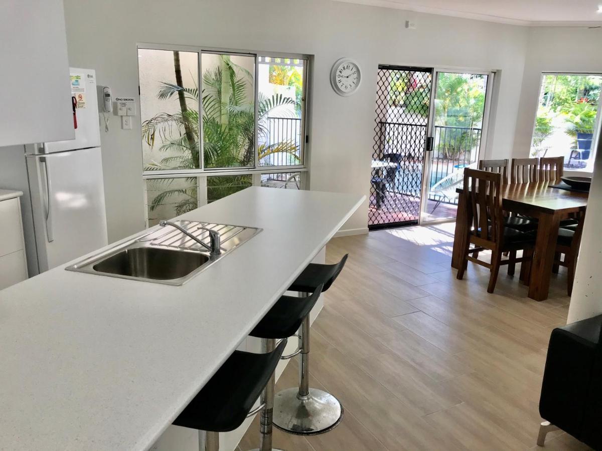 The Villas Palm Cove Kültér fotó