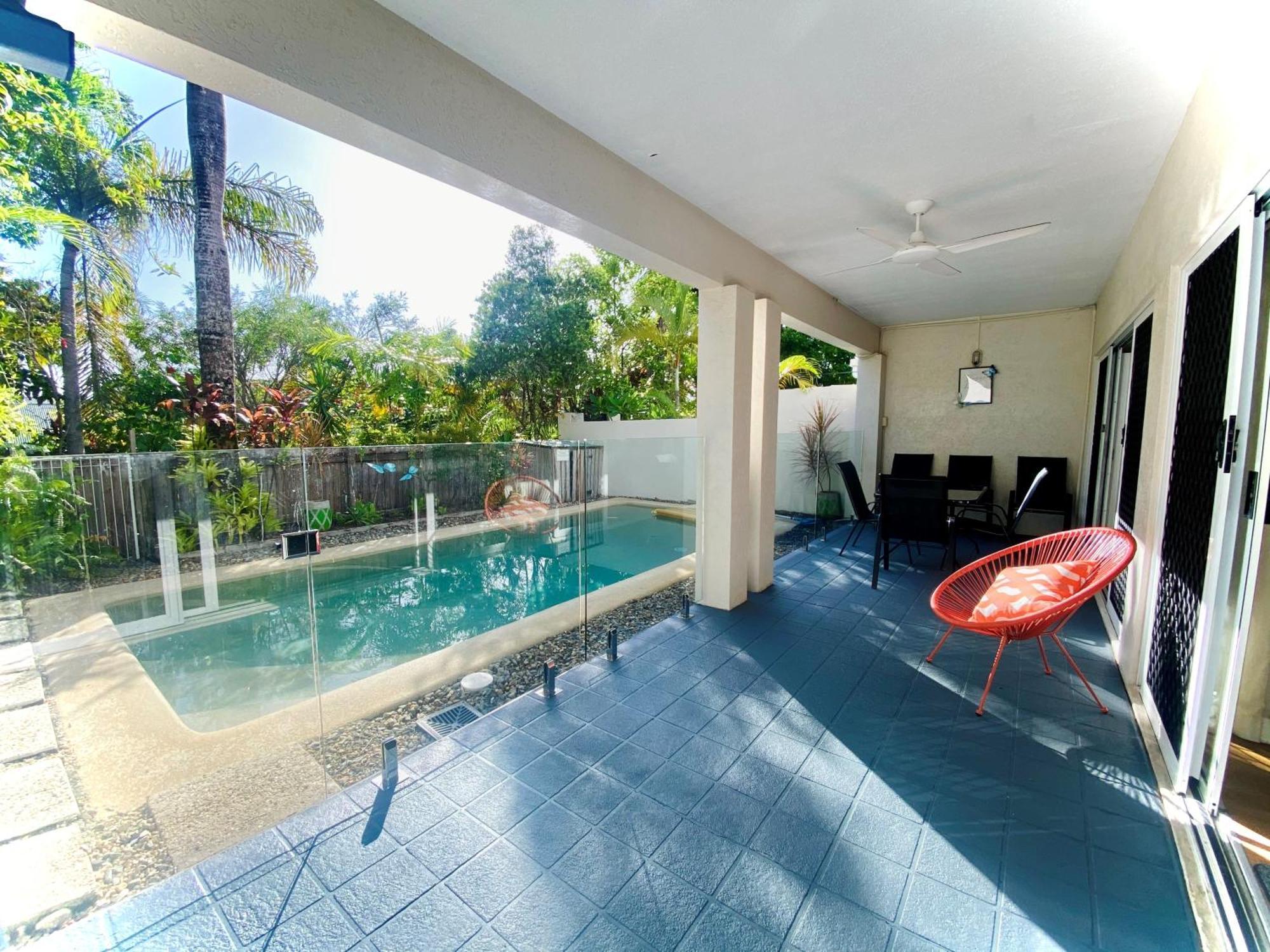 The Villas Palm Cove Szoba fotó