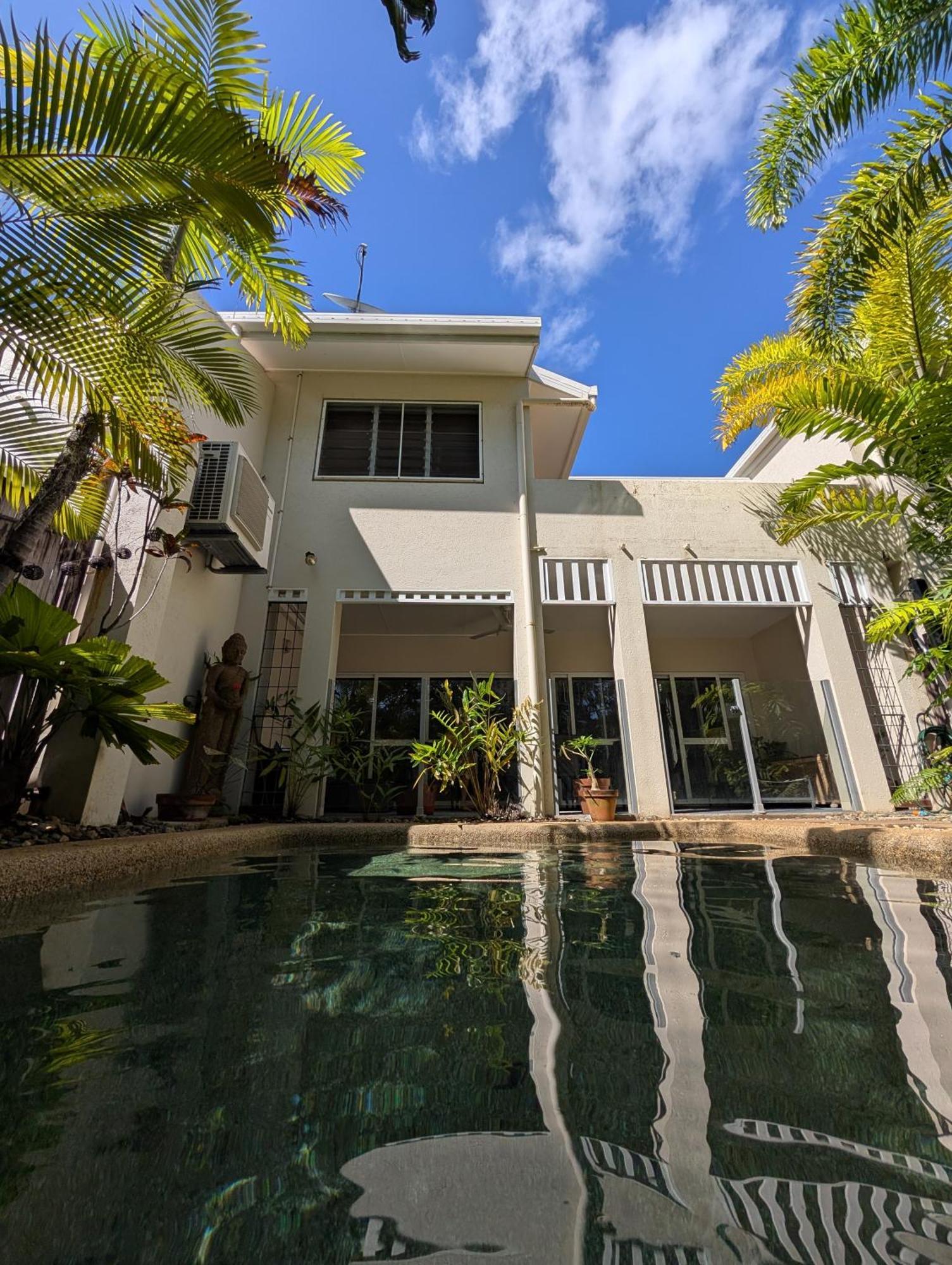 The Villas Palm Cove Szoba fotó